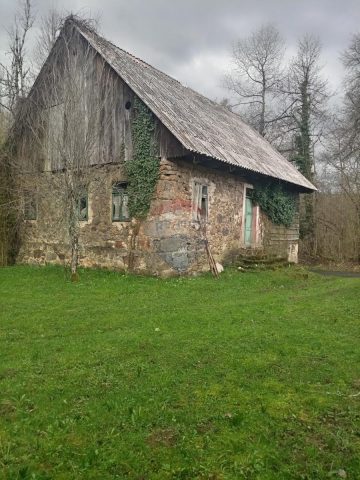 Dům na prodej 200 m² – Plešce