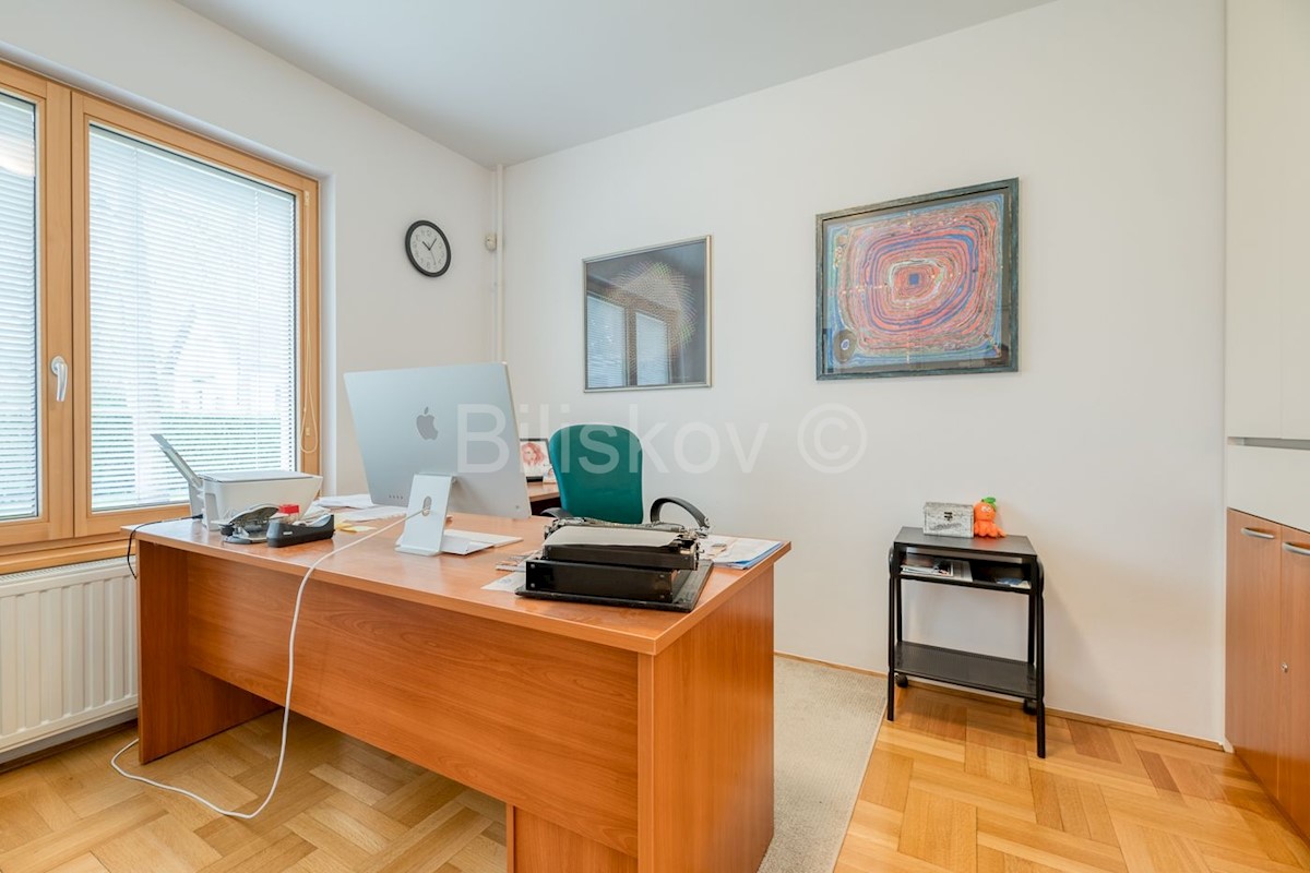 Maison À vendre - GRAD ZAGREB ZAGREB