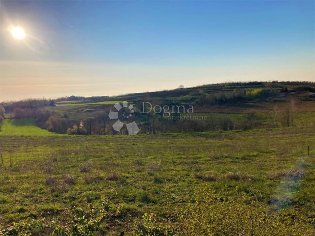 Terrain à vendre 754 m² – Poreč