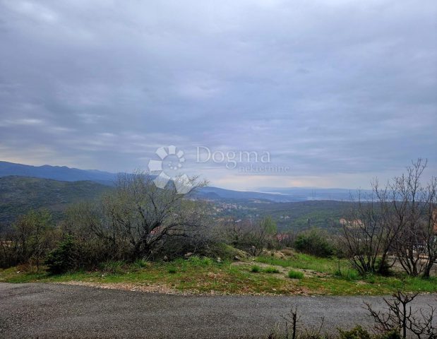 Terreno in vendita 734 m² – Škrljevo