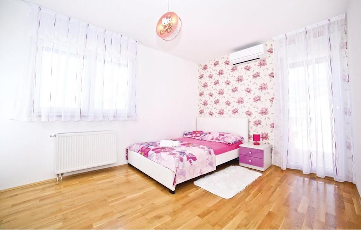 House For sale - SPLITSKO-DALMATINSKA KAŠTELA