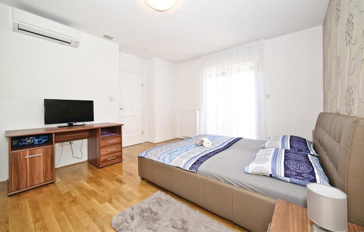 House For sale - SPLITSKO-DALMATINSKA KAŠTELA