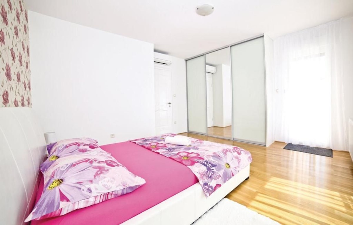 House For sale - SPLITSKO-DALMATINSKA KAŠTELA