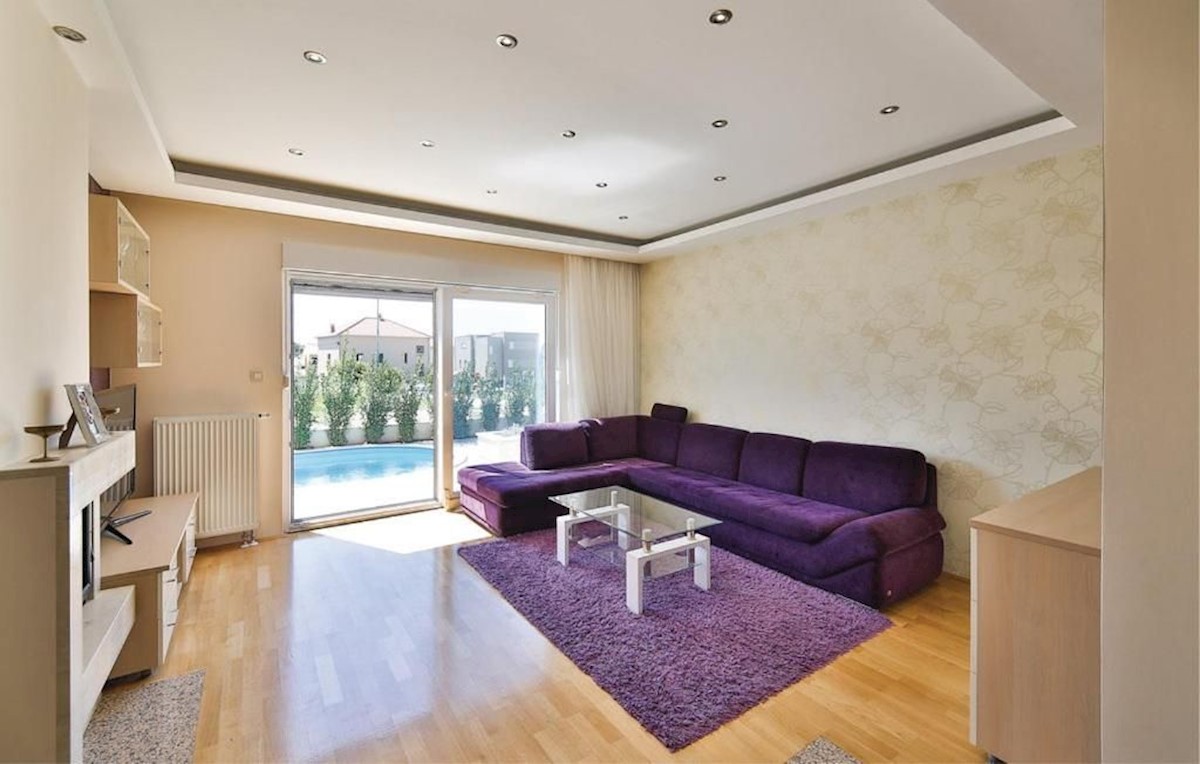 House For sale - SPLITSKO-DALMATINSKA KAŠTELA