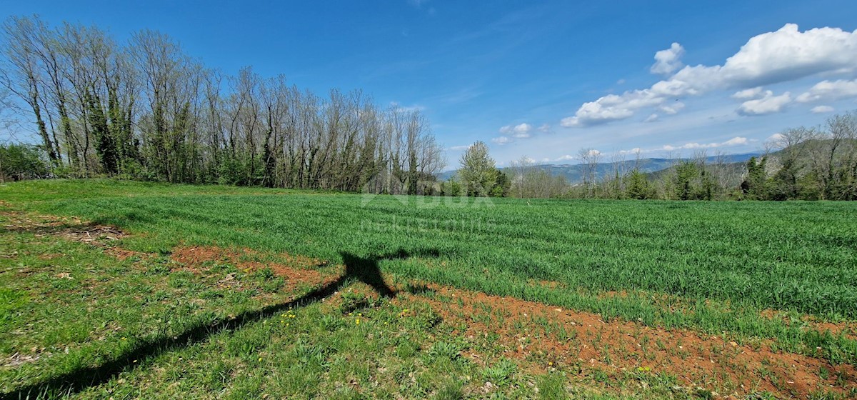 Parcela Naprodaj - ISTARSKA Karojba