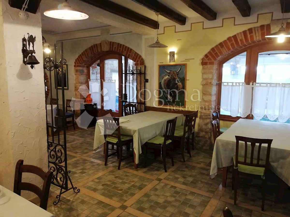 Poslovni prostor Na prodaju - ISTARSKA UMAG