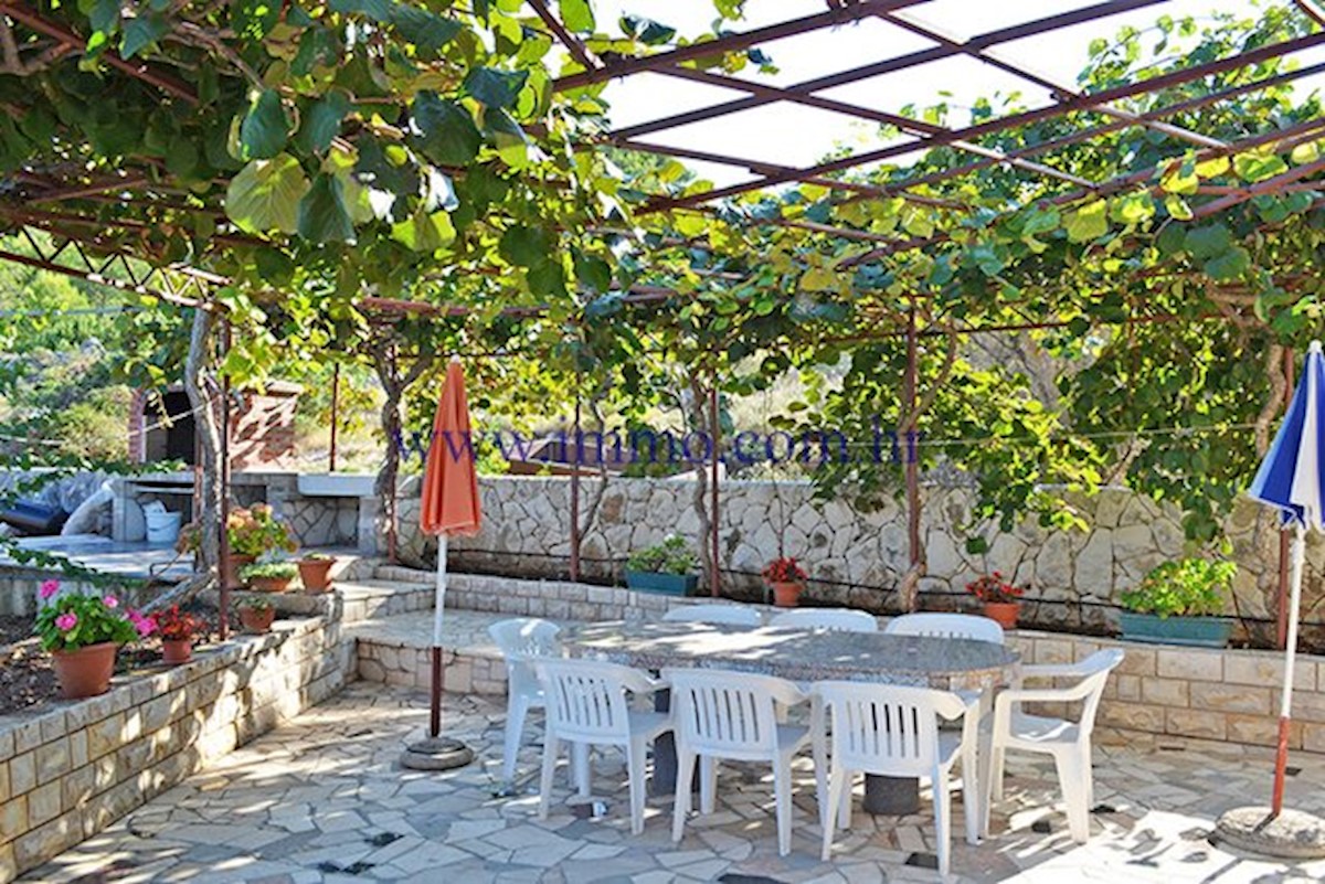 House For sale - SPLITSKO-DALMATINSKA ČIOVO