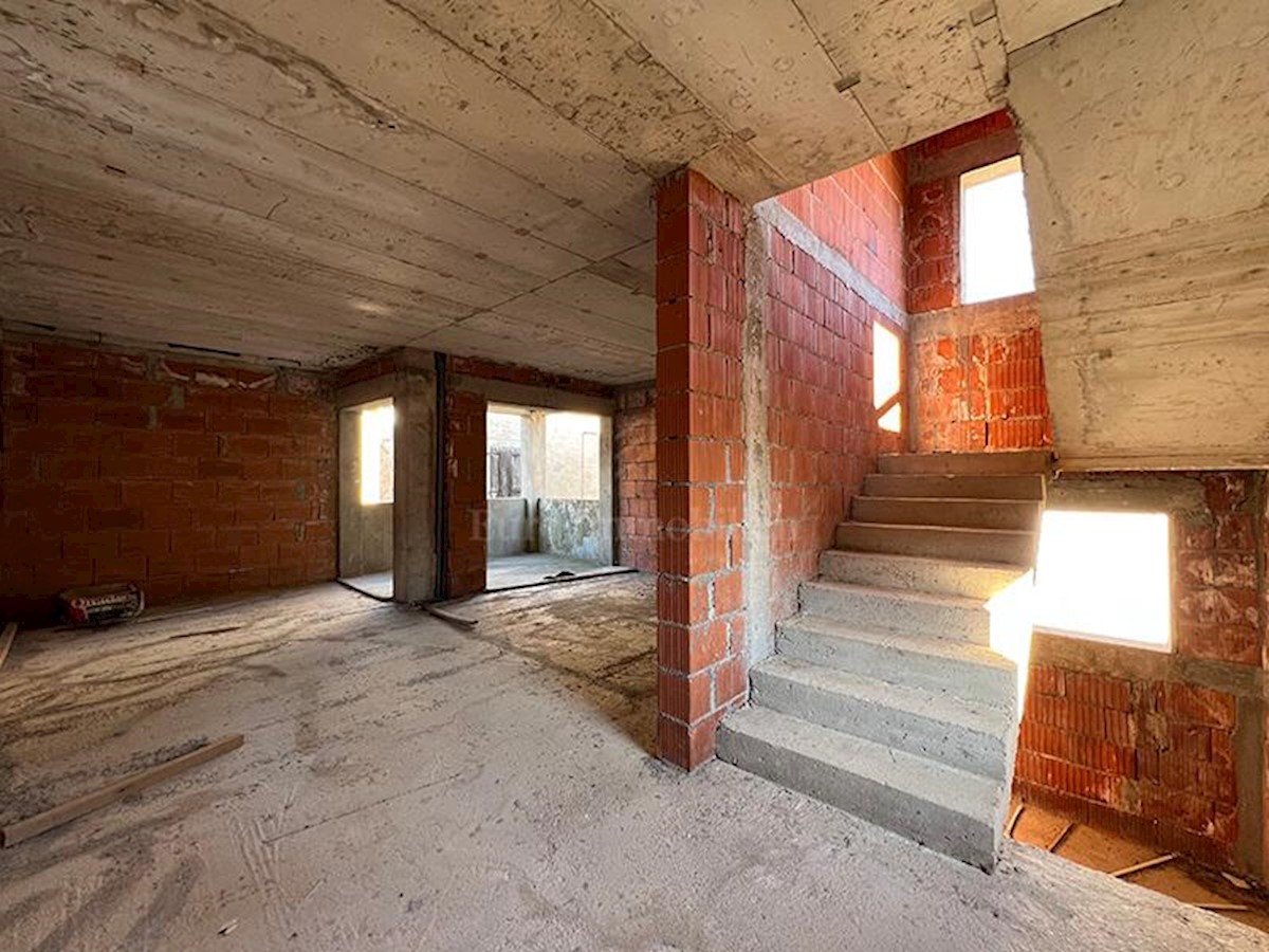 Casa In vendita - SPLITSKO-DALMATINSKA PODGORA