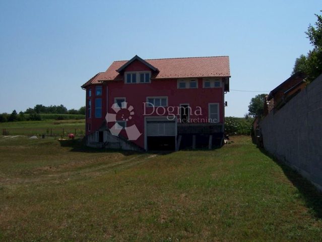 Dom na predaj 544 m² – Krkač