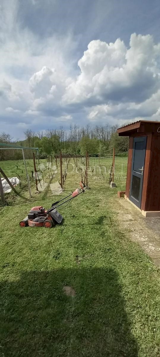 Kuća Na prodaju - ZAGREBAČKA VRBOVEC