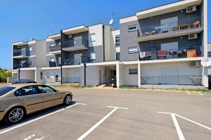 Hiša na predaj 100 m² – Valbandon