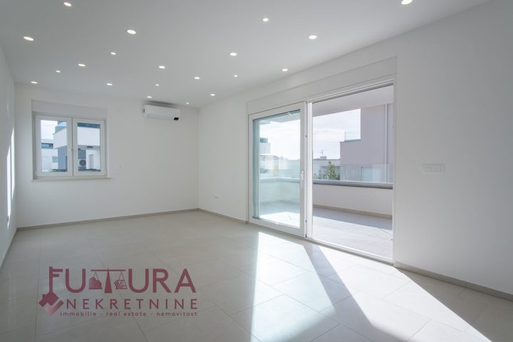 Apartmán Na predaj - Ličko-senjska Novalja - foto 2/29