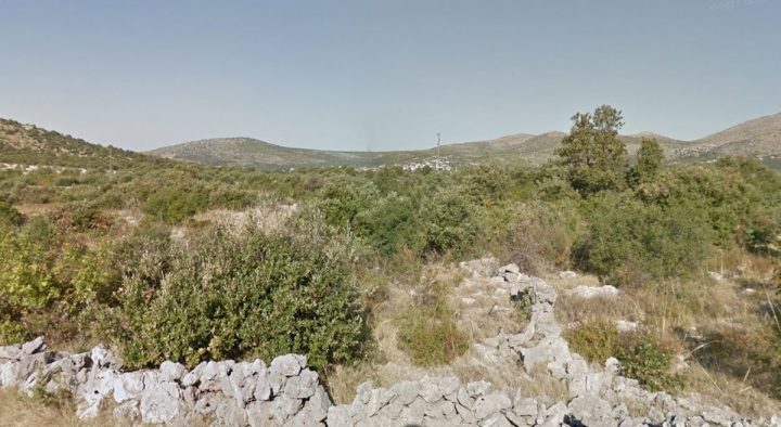 Pozemek na prodej 11300 m² – Marina
