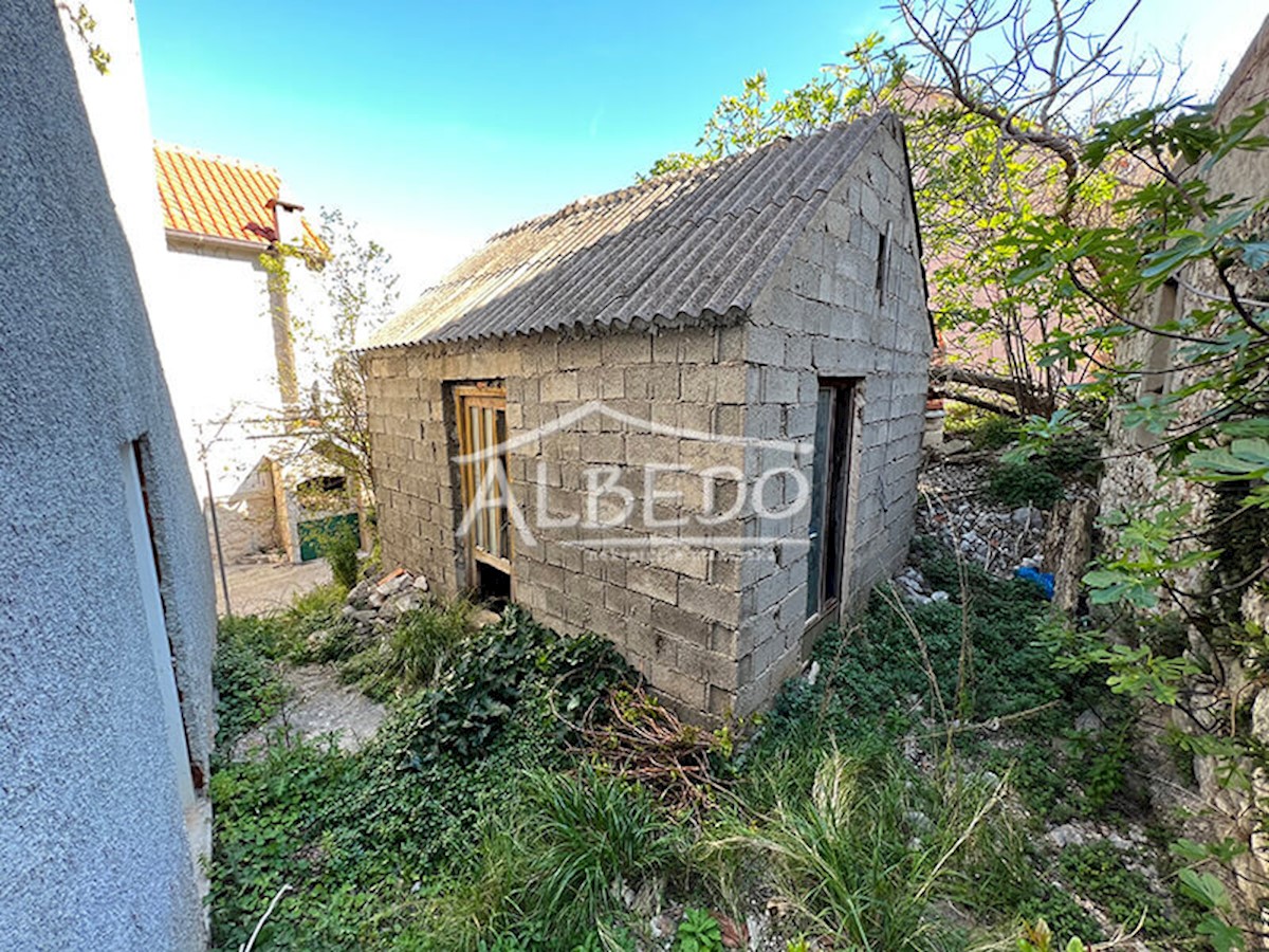 Hiša Na predaj - SPLITSKO-DALMATINSKA PODGORA