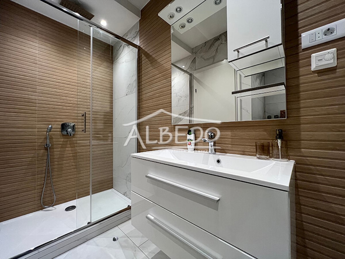 Apartma Na predaj - SPLITSKO-DALMATINSKA MAKARSKA