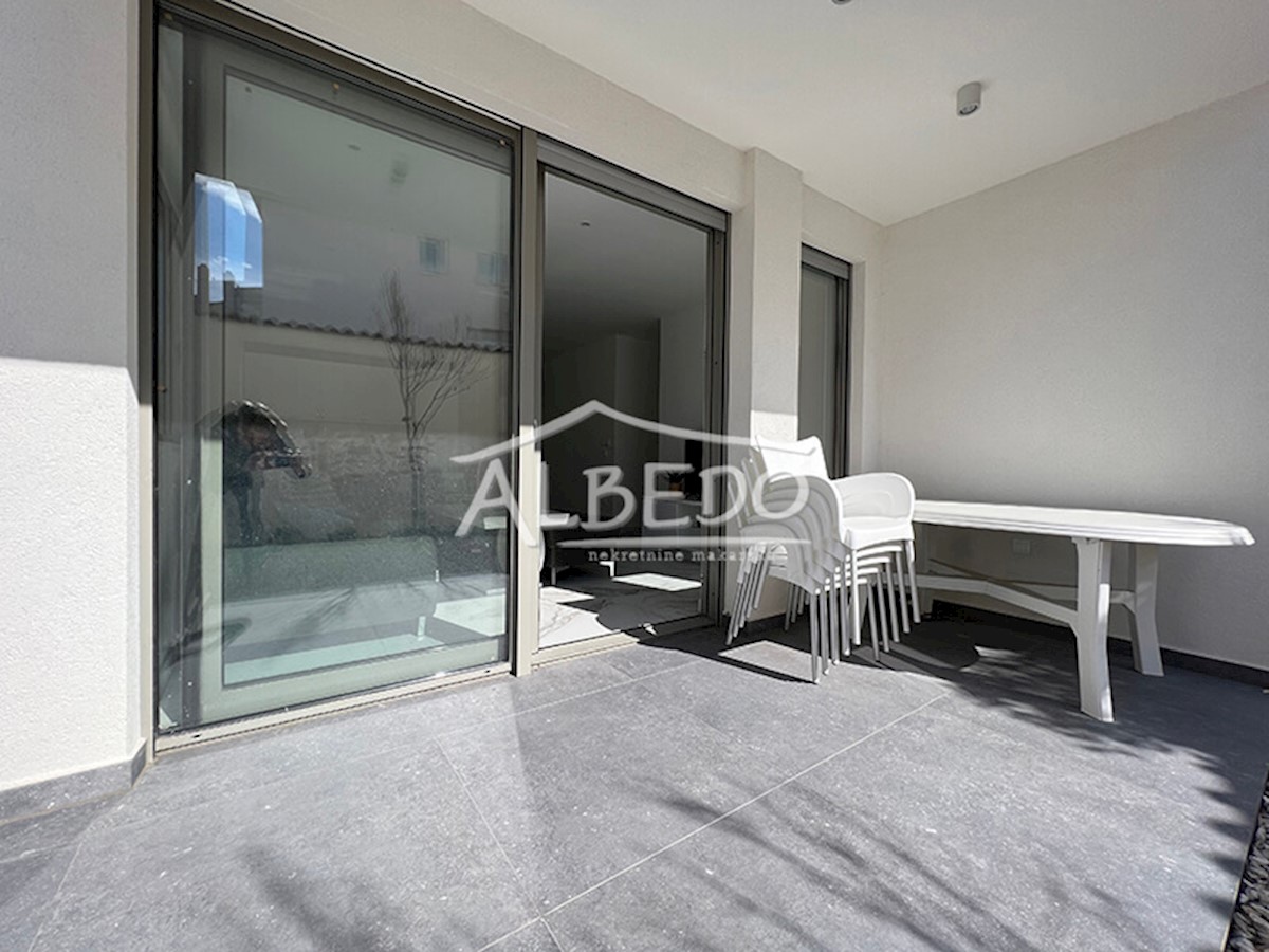 Apartma Na predaj - SPLITSKO-DALMATINSKA MAKARSKA