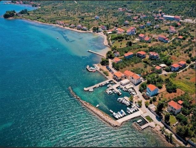 Parcela na predaj 1860 m² – Dobropoljana