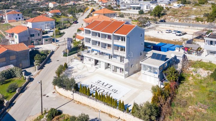 Komerční na prodej 887 m² – Seget Donji