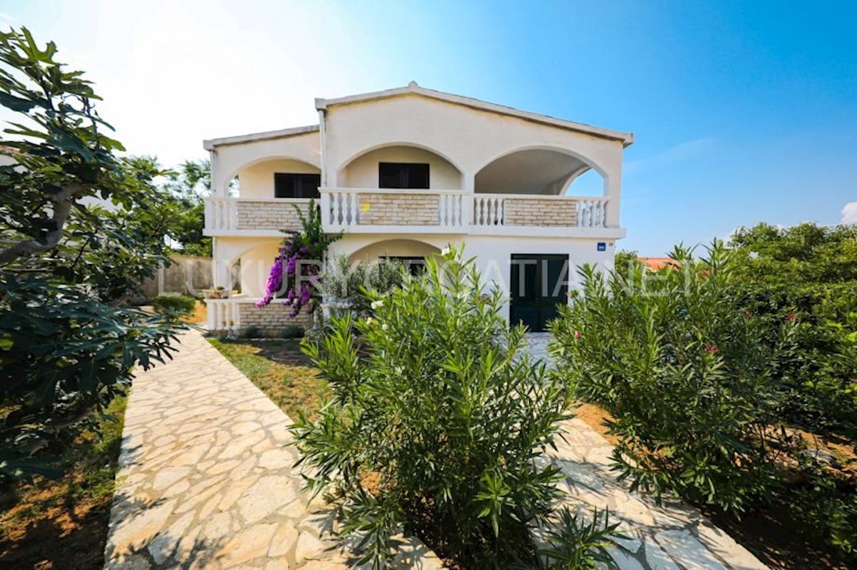 Maison À vendre - ZADARSKA Nin