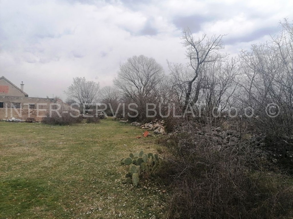 Terrain À vendre - ŠIBENSKO-KNINSKA SKRADIN