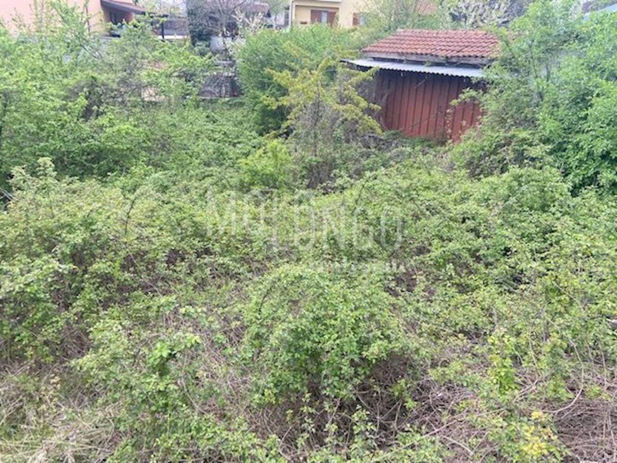 Parcela Naprodaj - PRIMORSKO-GORANSKA Viškovo