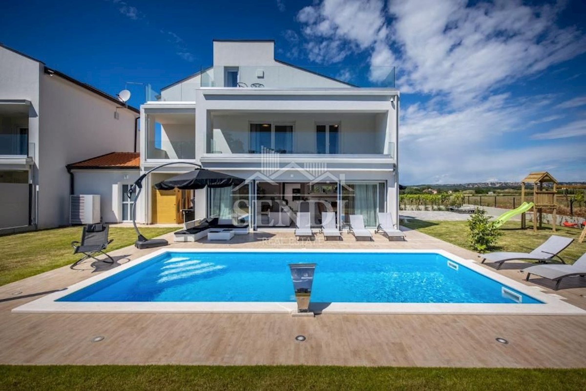 Haus Zu verkaufen - Istarska Poreč - foto 2/22