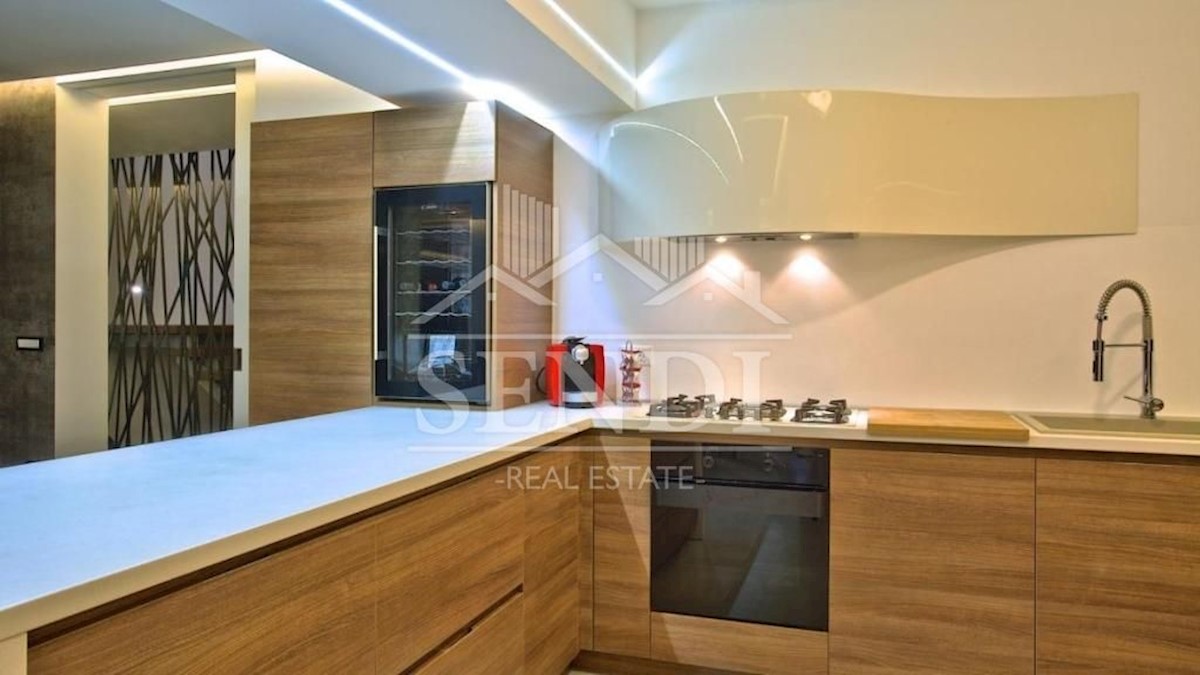 House For sale - Istarska Poreč - foto 4/20