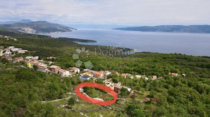 Land for sale 1236 m² – Labin