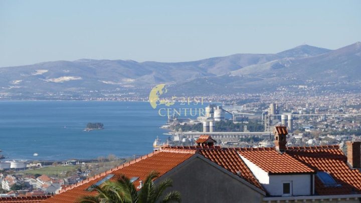 Dom na predaj 210 m² – Split