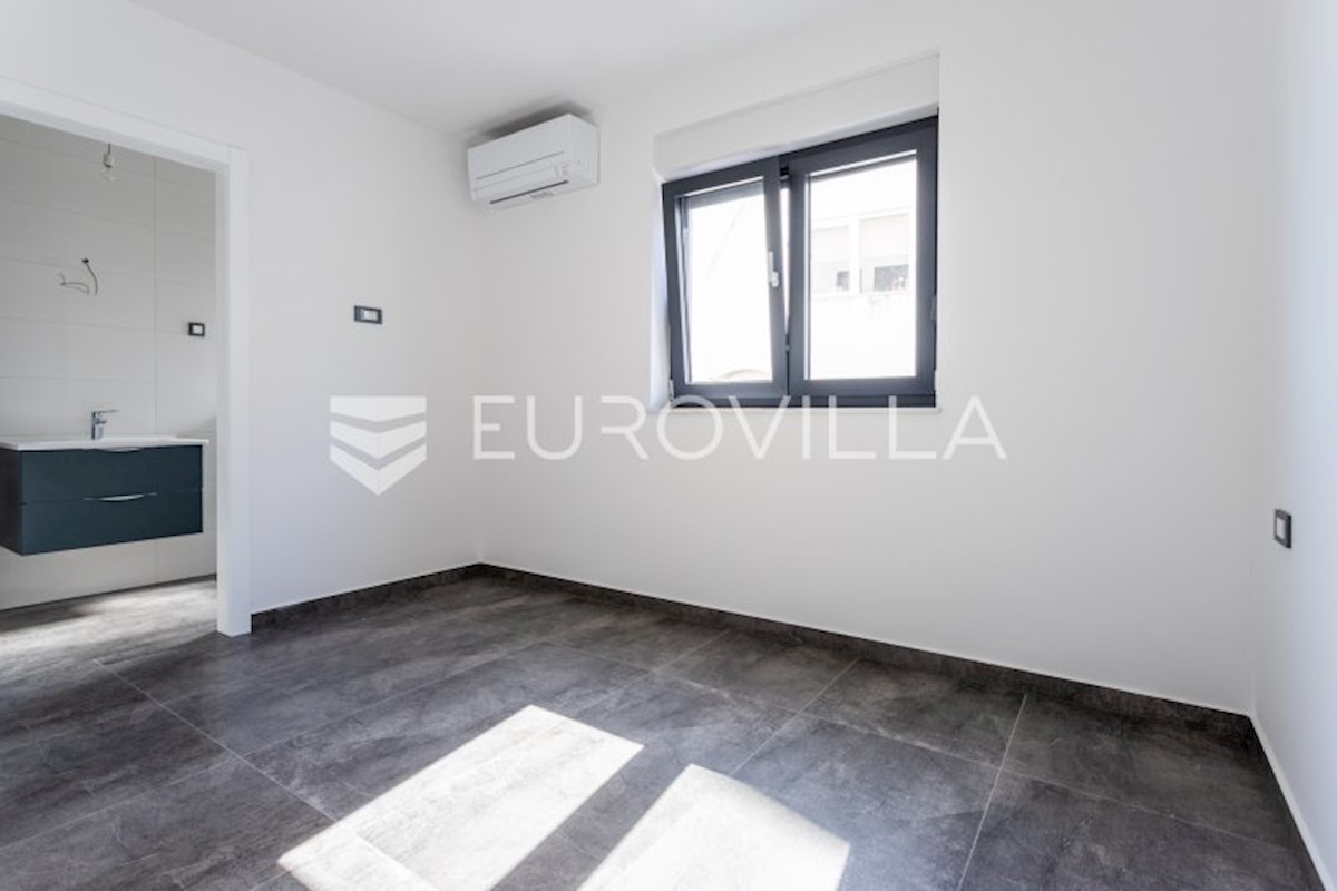 Apartmán Na predaj - ŠIBENSKO-KNINSKA MURTER