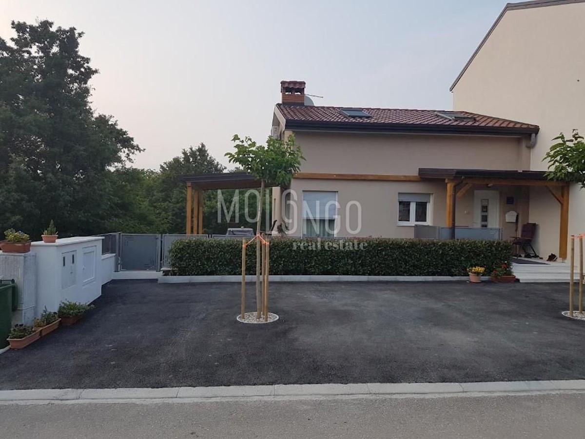 House For sale - Istarska Poreč - foto 1/34