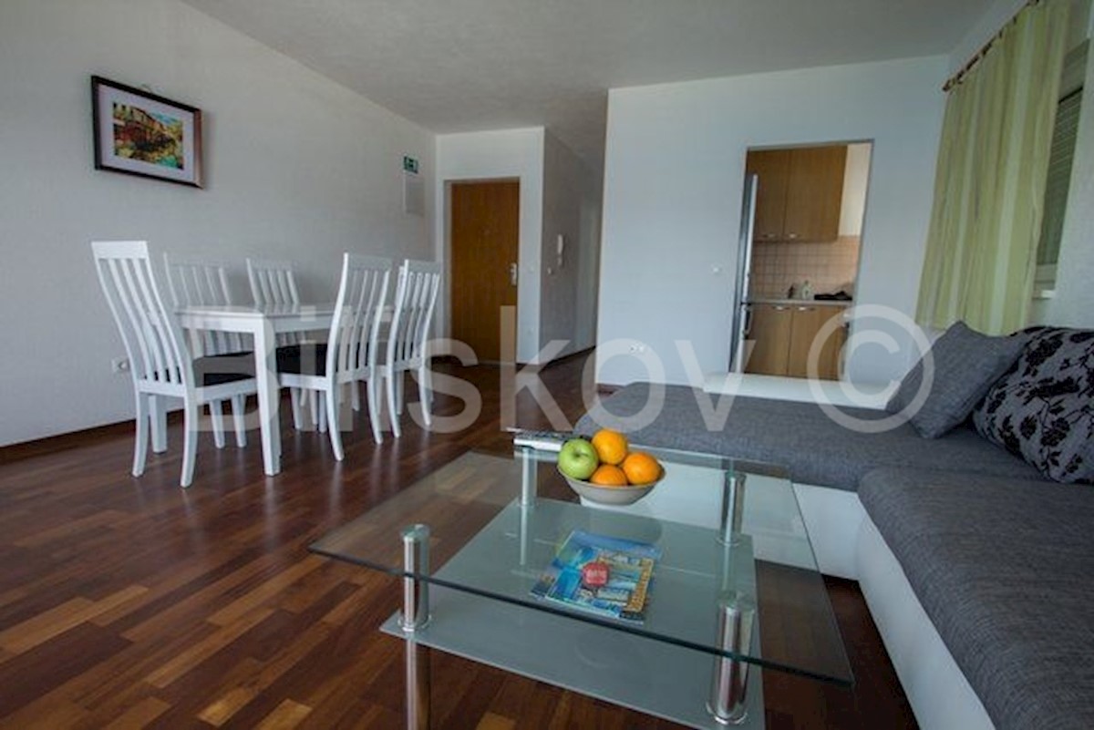 Apartma Na predaj - SPLITSKO-DALMATINSKA ČIOVO