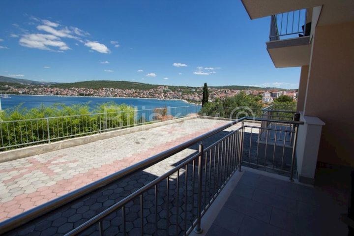 Apartmán na prodej 55 m² – Okrug Gornji