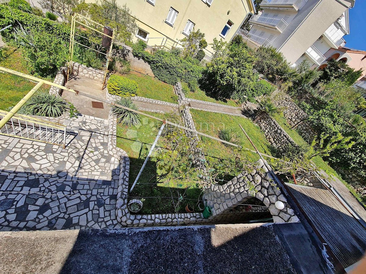 Stan Na prodaju - PRIMORSKO-GORANSKA CRIKVENICA