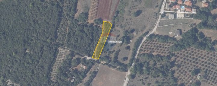 Zemljište na prodaju 1071 m² – Kavran