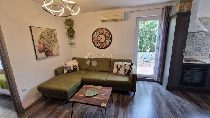 Apartma Naprodaj - Primorsko-goranska Krk - foto 2/19