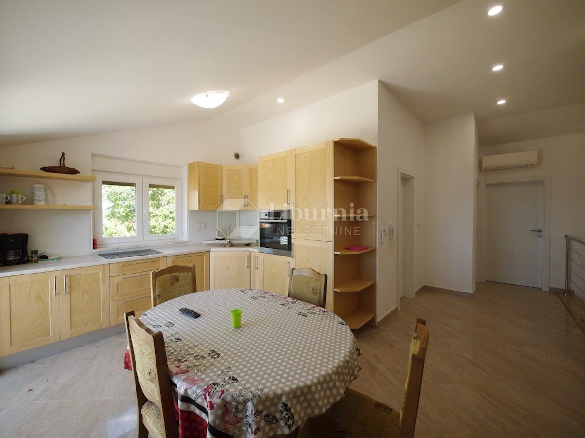 Apartmán Na predaj - PRIMORSKO-GORANSKA KRK