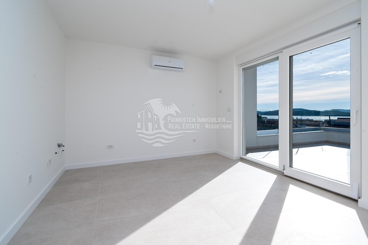 Maison À vendre - ŠIBENSKO-KNINSKA TRIBUNJ