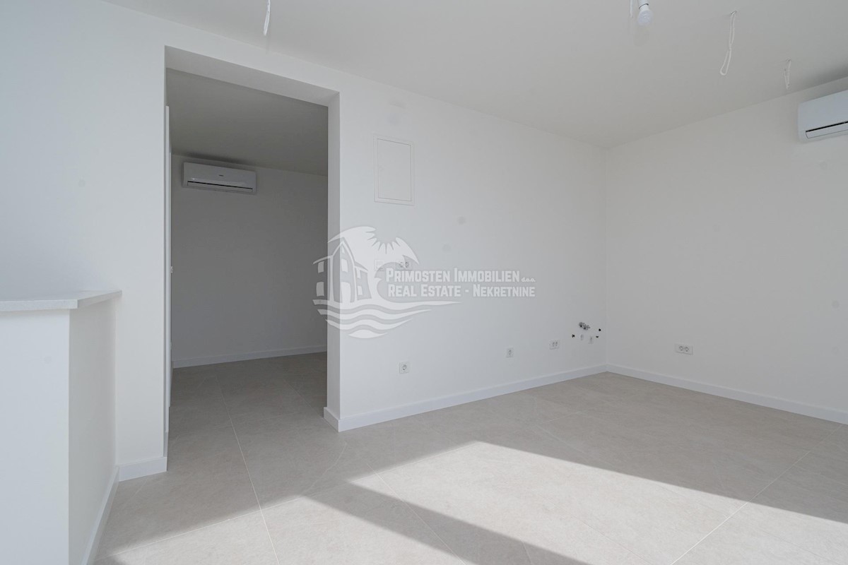 Maison À vendre - ŠIBENSKO-KNINSKA TRIBUNJ