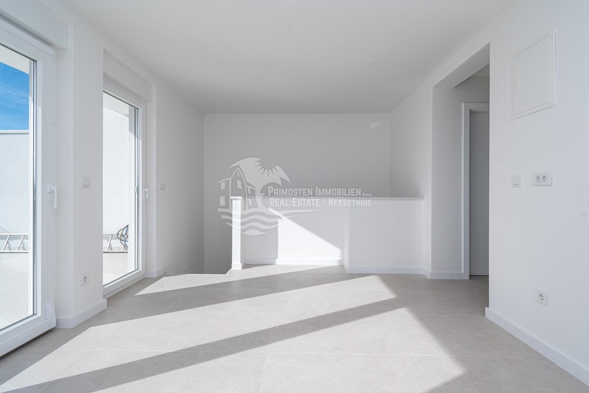 Maison À vendre - ŠIBENSKO-KNINSKA TRIBUNJ