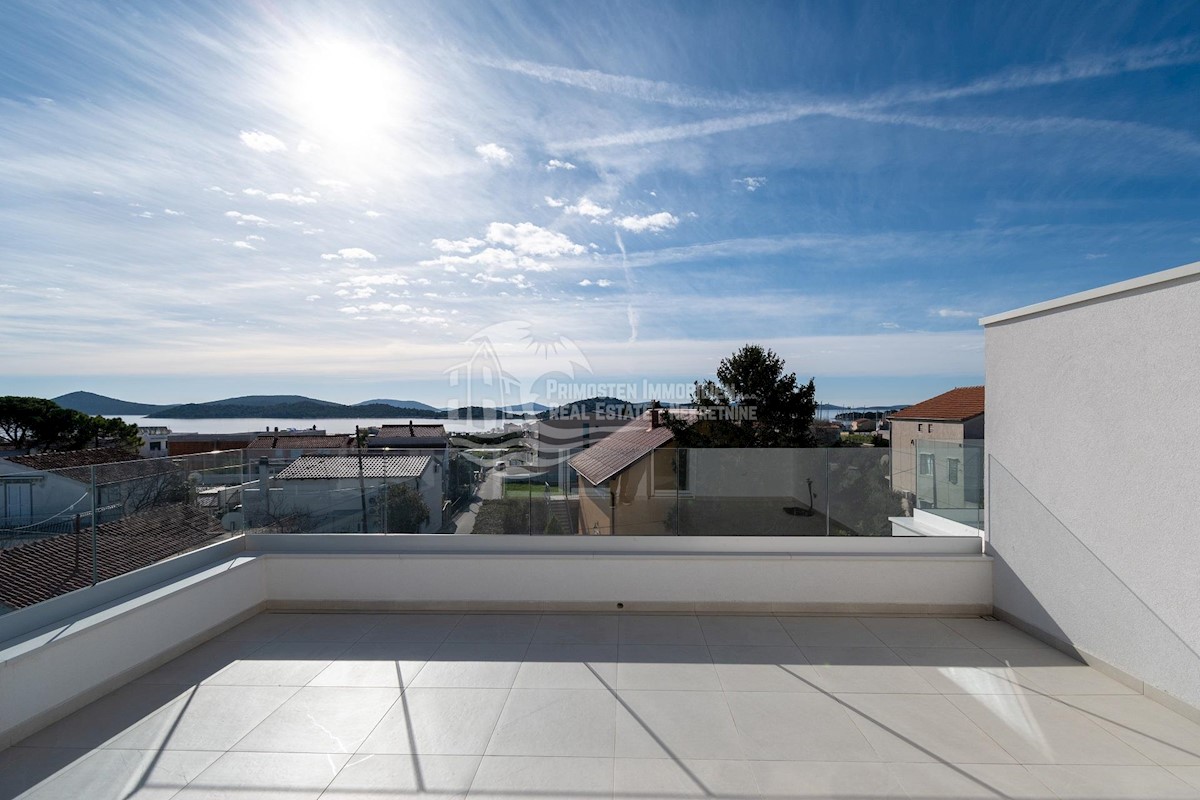 Maison À vendre - ŠIBENSKO-KNINSKA TRIBUNJ