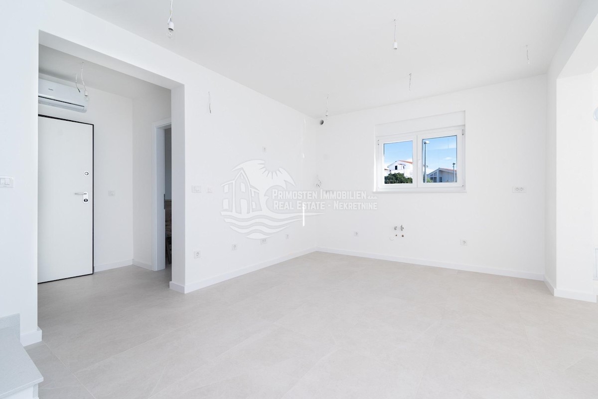 Maison À vendre - ŠIBENSKO-KNINSKA TRIBUNJ