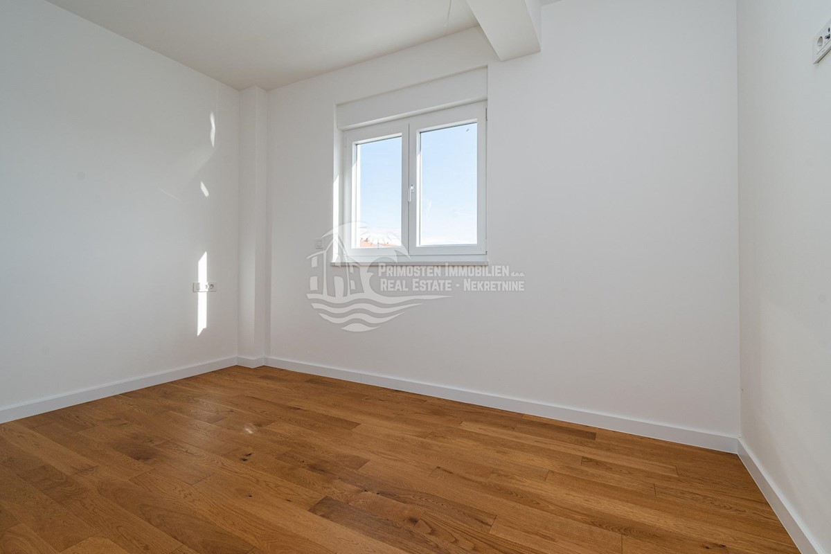 Maison À vendre - ŠIBENSKO-KNINSKA TRIBUNJ