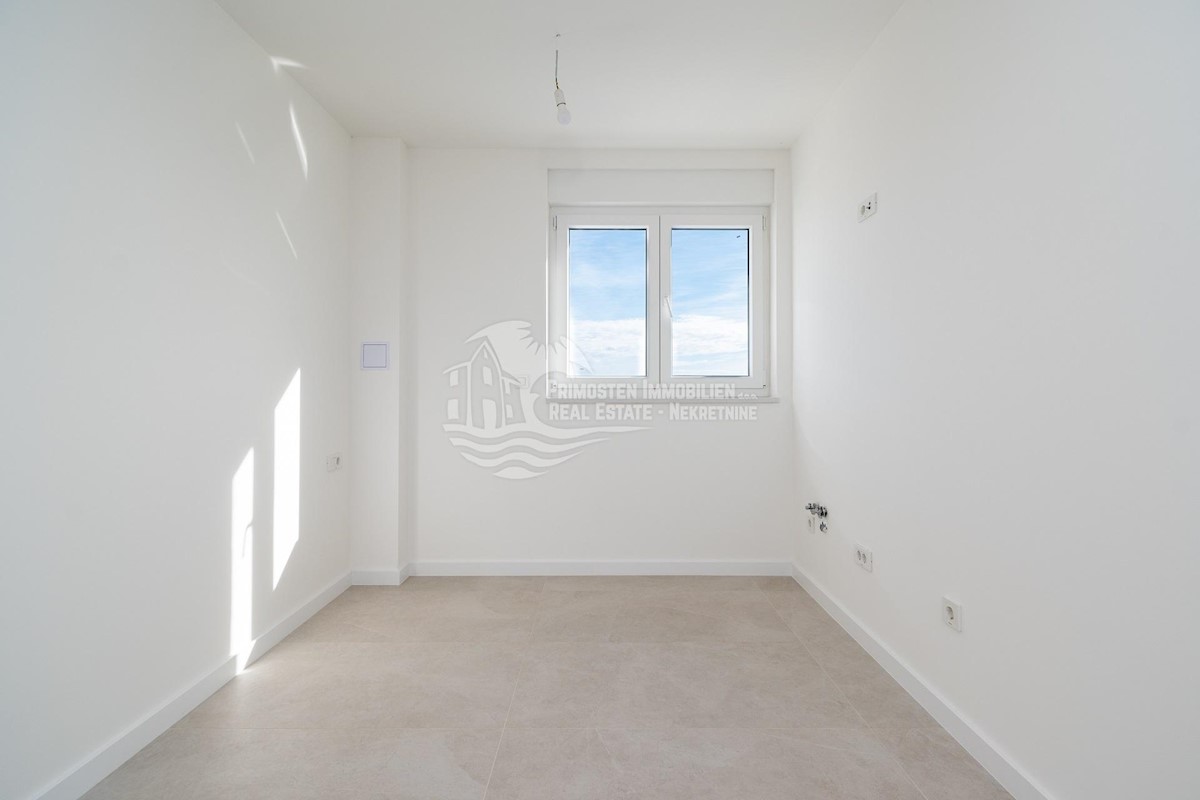 Maison À vendre - ŠIBENSKO-KNINSKA TRIBUNJ