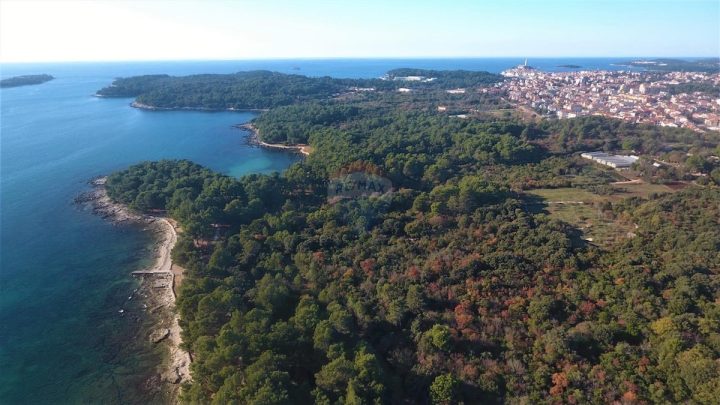 Land for sale 11811 m² – Rovinj