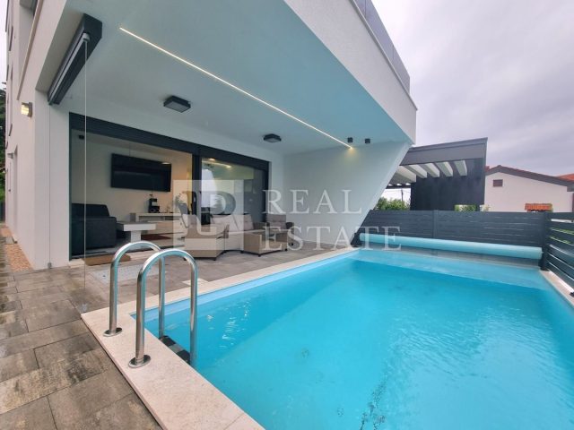 Flat for sale 87 m² – Njivice