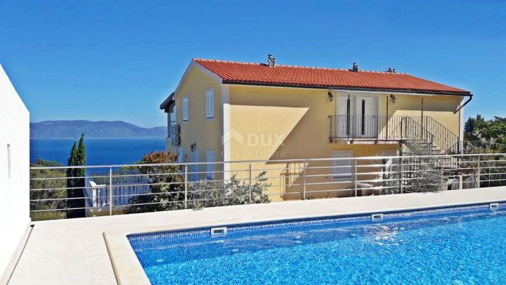 House for sale 450 m² – Rabac