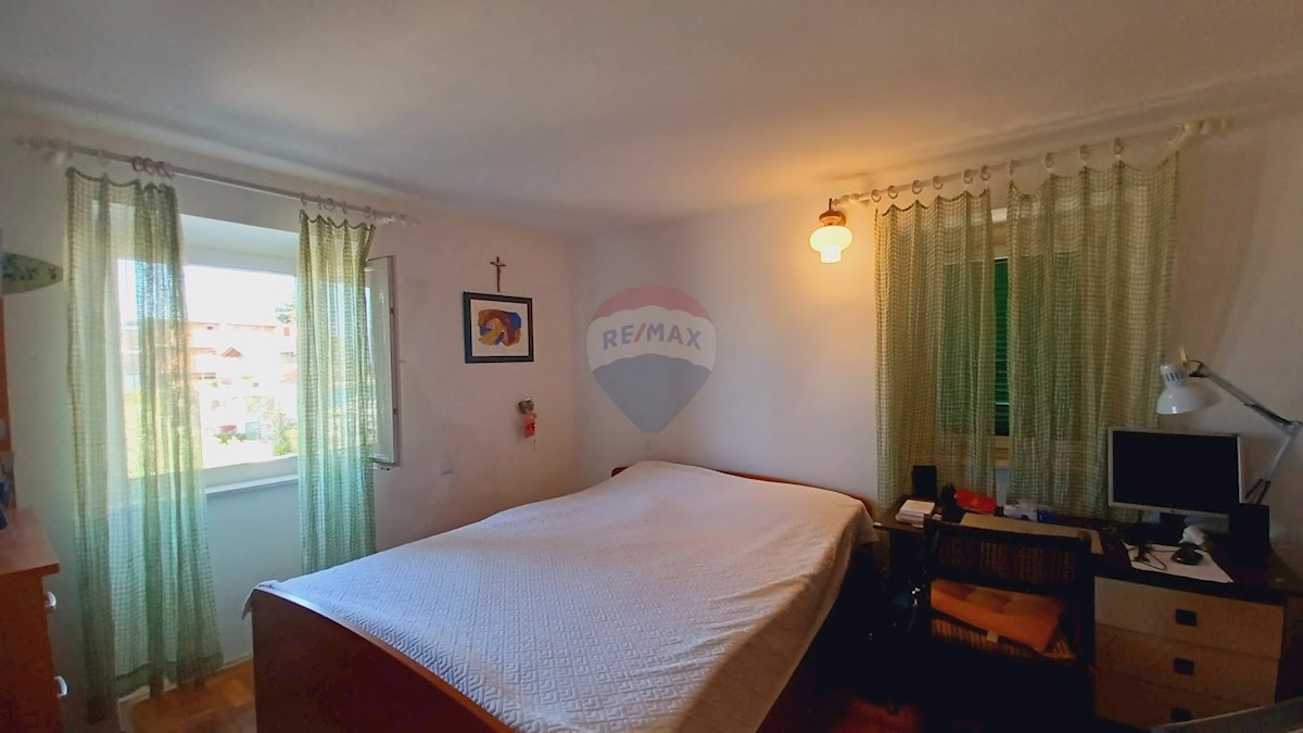 Dom Na predaj - ŠIBENSKO-KNINSKA VODICE