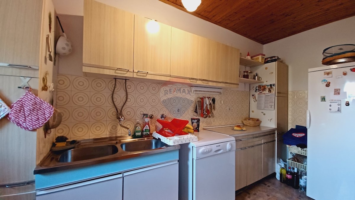 Dom Na predaj - ŠIBENSKO-KNINSKA VODICE