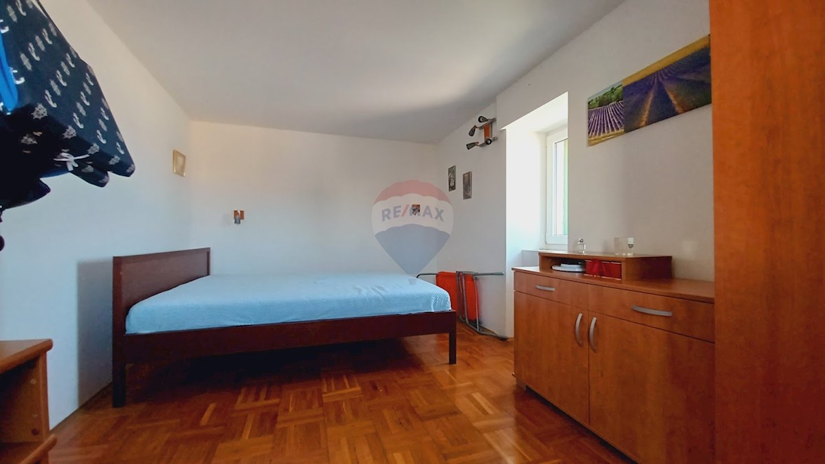 Dom Na predaj - ŠIBENSKO-KNINSKA VODICE